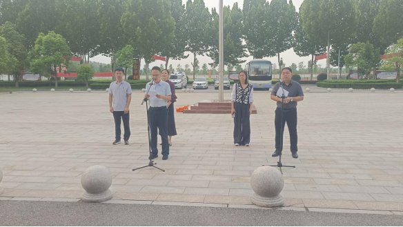 同学们主动响应华体会平台官网平台介绍