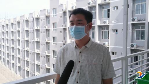 喷洒消毒液